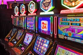 Community cards and pot tracking on 889sport Poker table